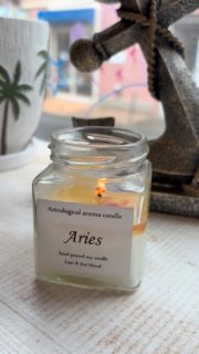 .
雨の鵠沼海岸☔️
お客様とゆっくりまったりキャンドル時間🕯✨
⁡

⋆𓇼𓈒𓐍𓆡𓆉𓇼𓈒𓐍𓆉𓆡𓇼𓆡𓆉　.ﾟ･*.

🕯キャンドルレッスン随時受付中🕯️
お気軽にDMください！

🕯4月11日〜5月6日 15:00〜19:00
『江の島アートフェスティバル』 にて、
アップサイクルキャンドルワークショップを毎日開催します。
植物に囲まれた美しい季節のサムエル･コッキング苑にぜひお出かけください。

🕯Heavenlyイベント情報
10日 マクラメワークショップ 
10･24日 Hula Lesson 19:30〜
15･17日 Pumehana Ukulele Lesson 19:30〜
17〜19日 『Blue Tied Seasons 〜はるぞらを結ぶ〜』水引‪✕‬‪‪キャンドル 
25日 くげかいマルシェ 11:00〜16:00
  栗原恵介アコースティックライブ 18:00〜

《オンライン販売(base ･ minne)》

◆shop: Heavenly
◆open:11〜17時 月･木曜定休
◆251-0037
　神奈川県藤沢市鵠沼海岸1-14-20 クラーレ鵠沼102
◆小田急江ノ島線 鵠沼海岸駅より徒歩約5分
◆店舗隣にコインパーキング有🚙⁼³₌₃
◆お問い合わせは、DMまたはこちらまで
　0466-60-8245
  info@heavenly2024.com

 #鵠沼海岸 #江ノ島 #湘南 #キャンドル #lanikaimood